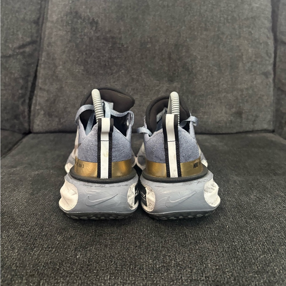Nike Women's ZoomX Invincible 3 Gray Gold Black Size 7.5 - Picture 4 of 7